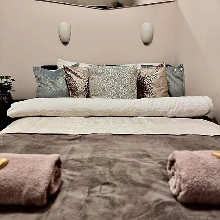 Fashion Street Panorama - 2br Apartman *