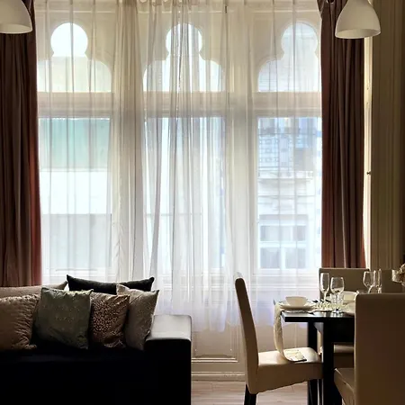 Fashion Street Panorama - 2br Budapest