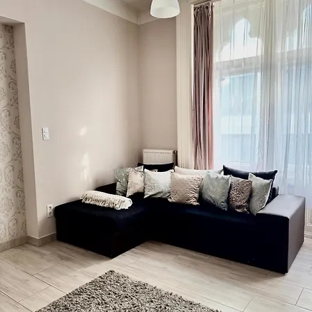 Fashion Street Panorama - 2br * Budapest