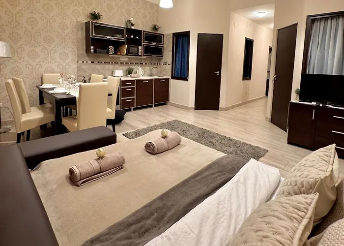 Fashion Street Spacious 2 Bedroom Budapesta