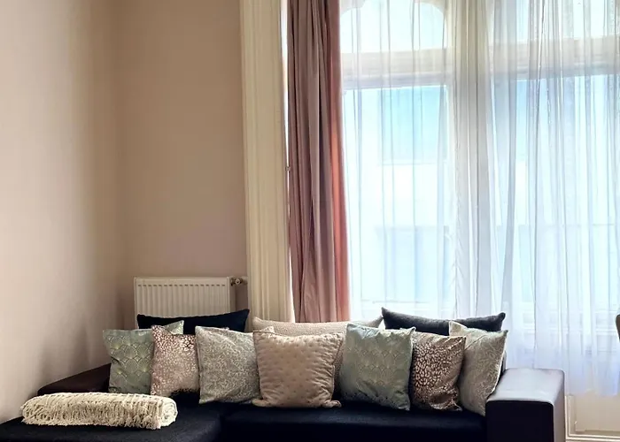 Fashion Street Spacious 2 Bedroom Apartament Budapesta