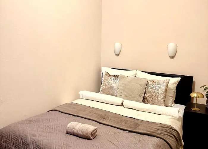 Fashion Street Spacious 2 Bedroom Apartament Budapesta