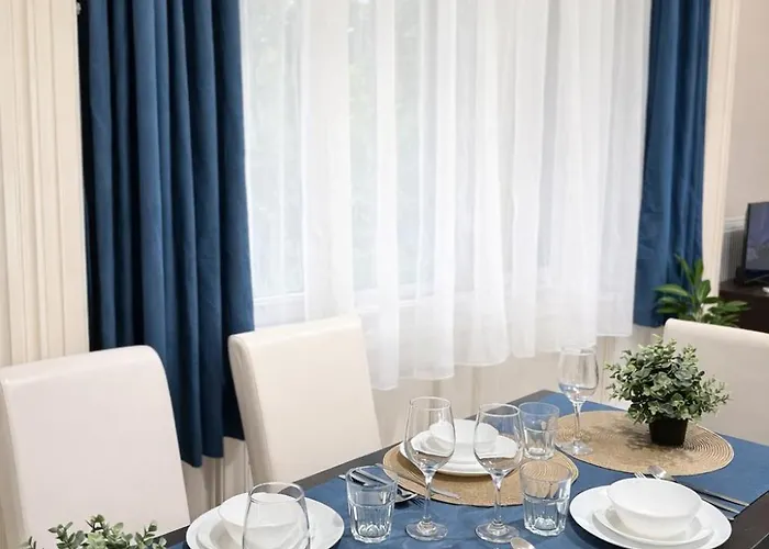 Apartman Fashion Street Spacious 2 Bedroom