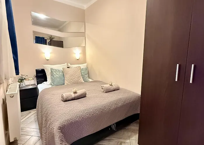 Fashion Street Spacious 2 Bedroom Apartman