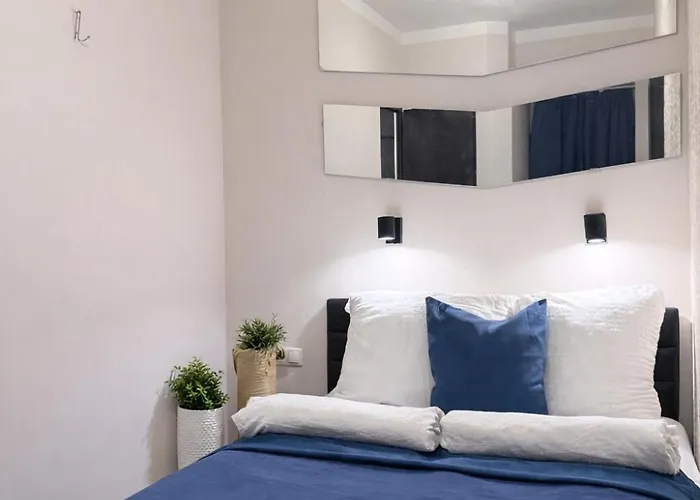 Apartman Fashion Street Spacious 2 Bedroom *